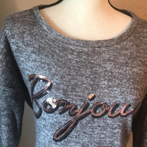 🍁Super soft sweater 🍁 - Picture 3 of 5